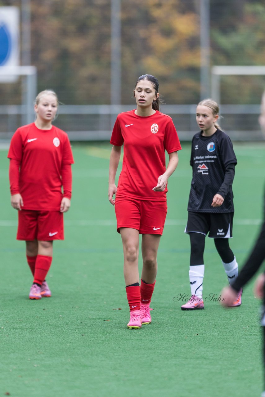 Bild 324 - wCJ VfL Pinneberg - Eimsbuettler TV : Ergebnis: 0:3